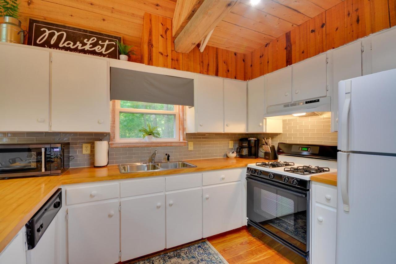 Serene Fancy Gap Cabin Retreat In Private Setting! المظهر الخارجي الصورة